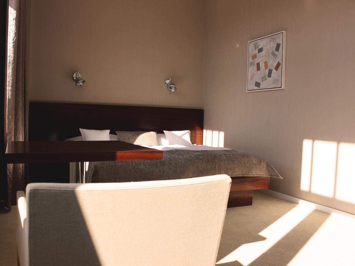 Hotel Lev Levice Room photo